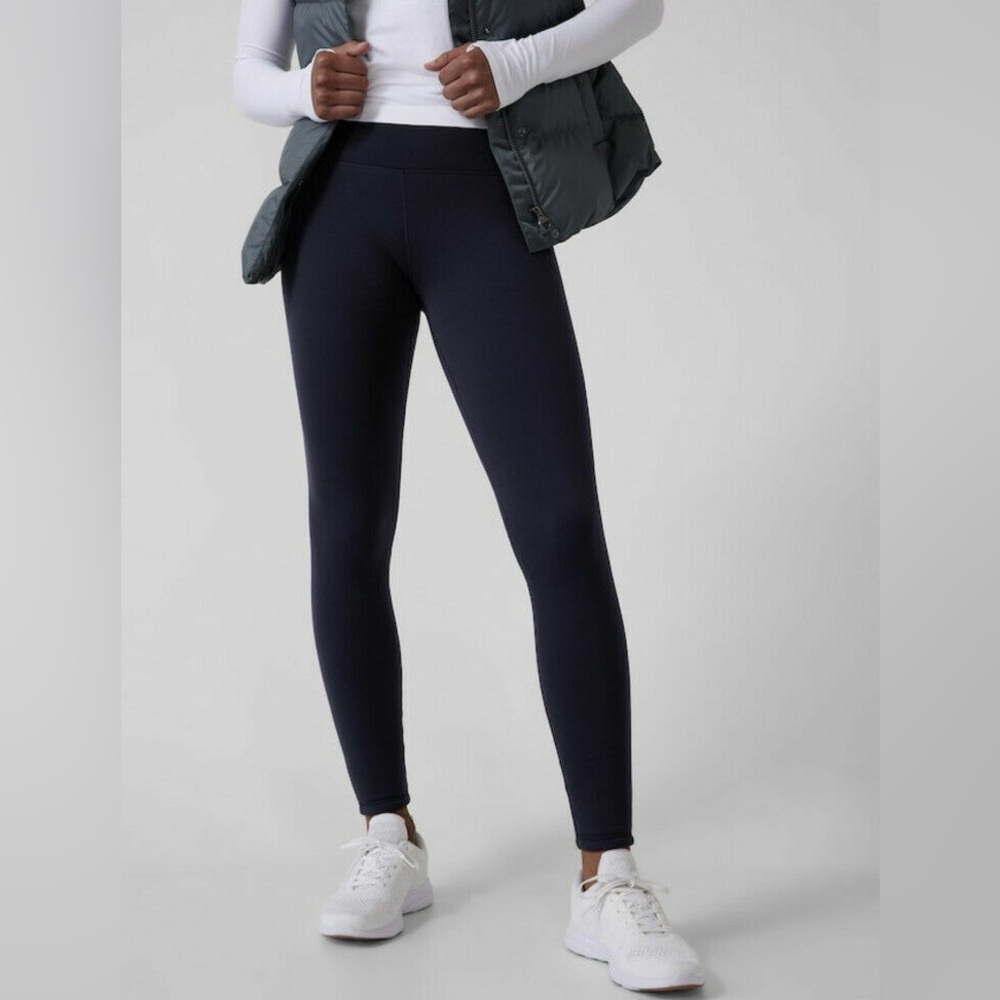 ATHLETA Altitude Tight In Polartec Power Stretch XS BLACK
